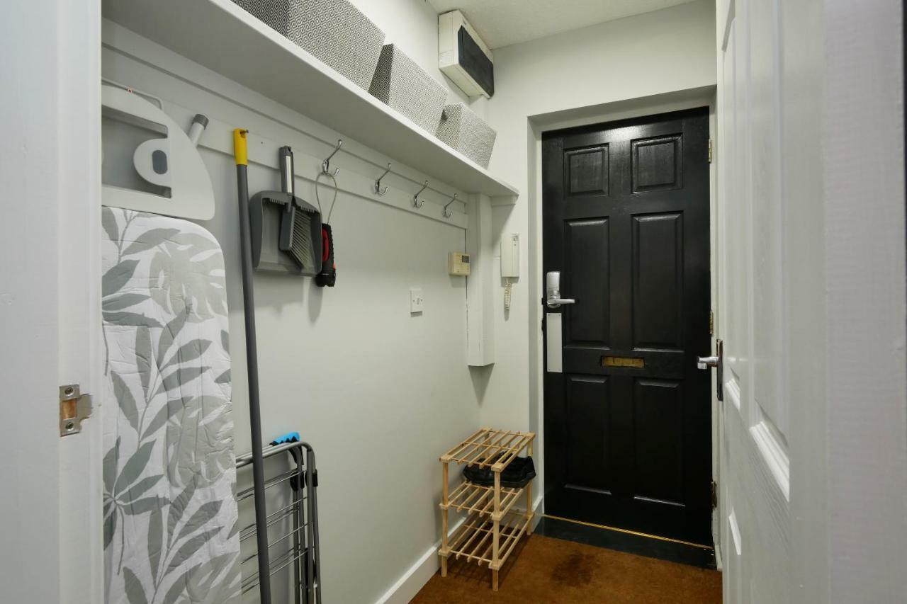 Crewe Short Lets 4 Victoria Court, Crewe Apartamento Exterior foto